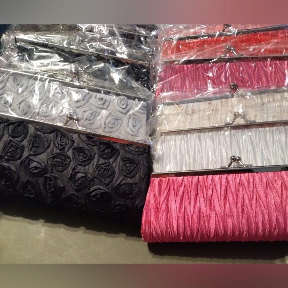 Lot of Clutches